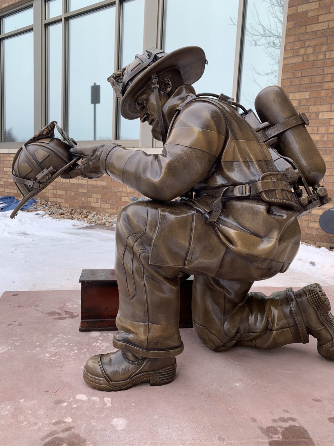 bronze-firefighter-memorial-statue-brodin-studio-inc